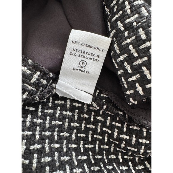 Diane von Furstenberg,‎ black and white shorts - Picture 6 of 8